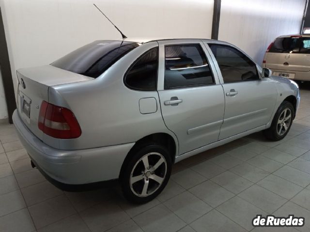 Volkswagen Polo Usado en Mendoza, deRuedas
