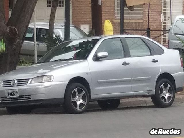 Volkswagen Polo Usado en Mendoza, deRuedas