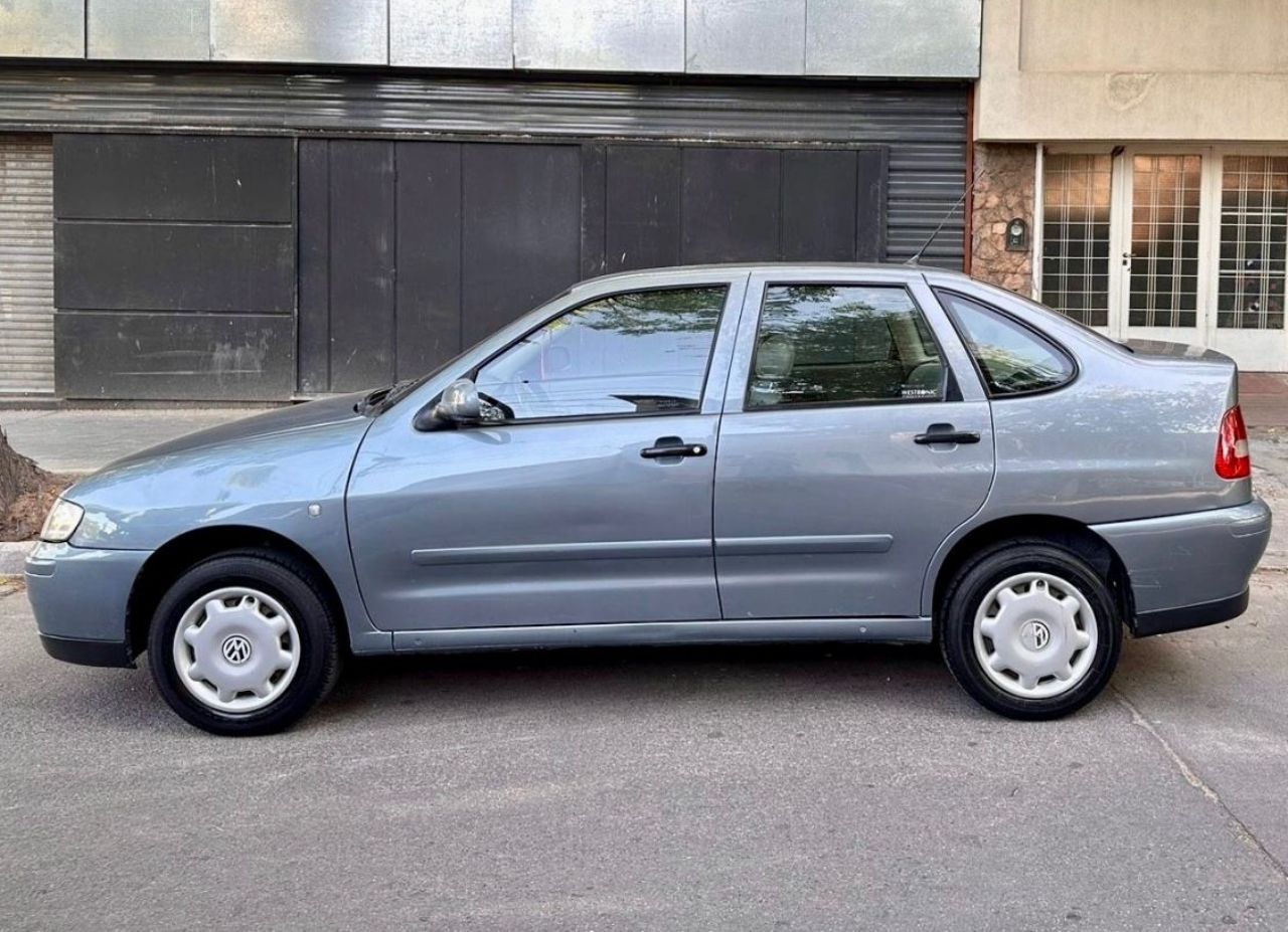 Volkswagen Polo Usado en Mendoza, deRuedas