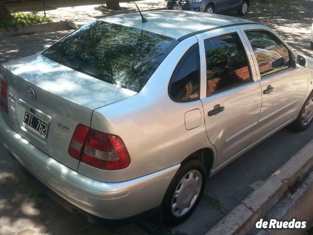 Volkswagen Polo Usado en Mendoza, deRuedas