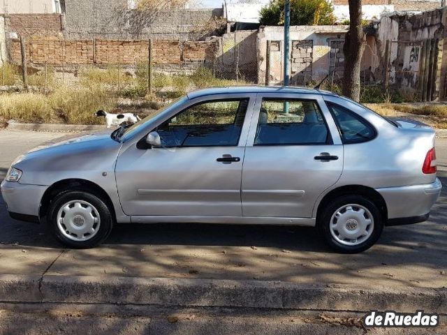 Volkswagen Polo Usado en Mendoza, deRuedas