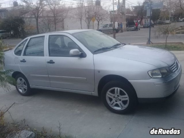 Volkswagen Polo Usado en Mendoza, deRuedas
