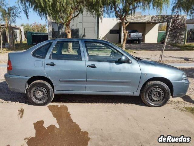 Volkswagen Polo Usado en Mendoza, deRuedas