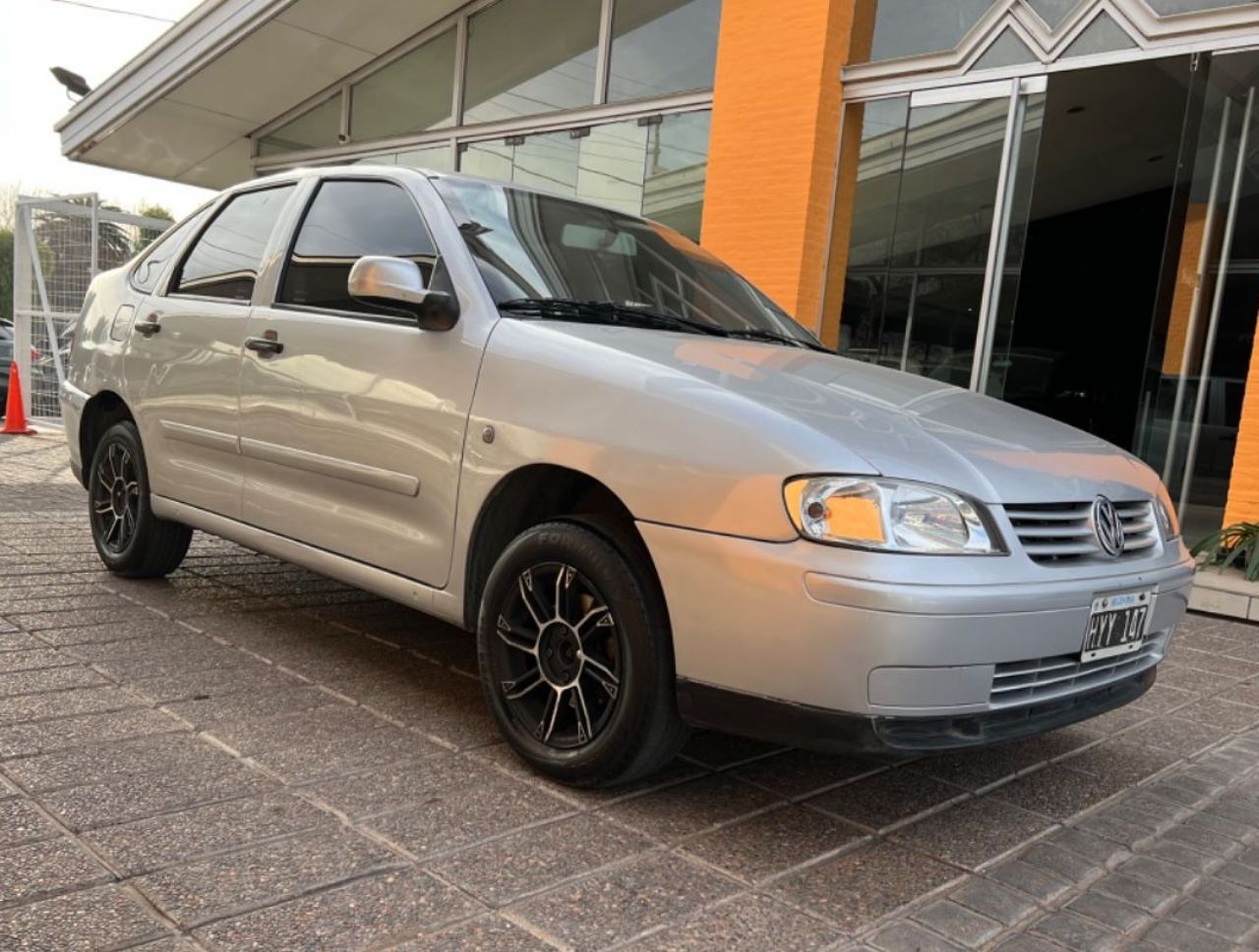 Volkswagen Polo Usado en Mendoza, deRuedas