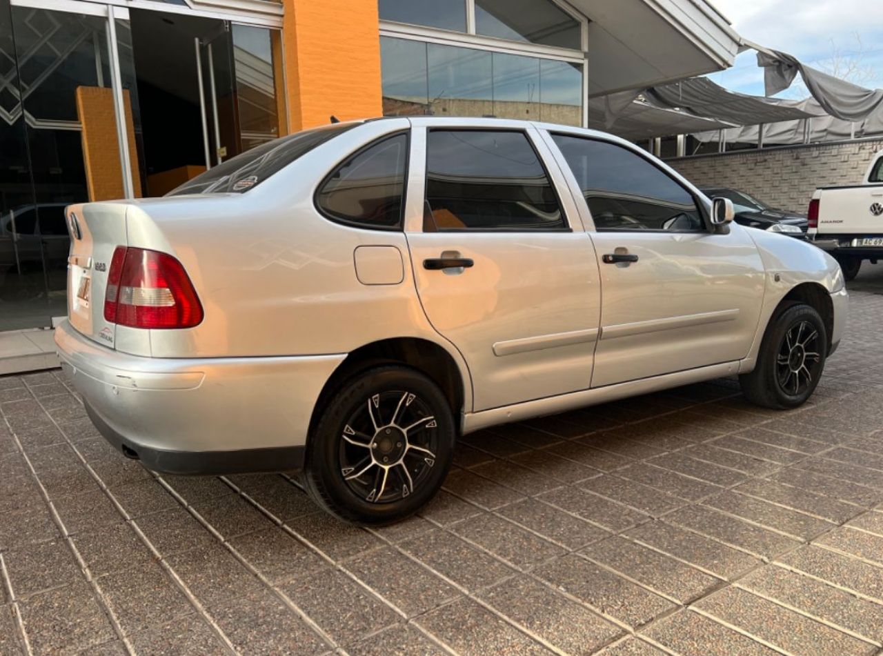 Volkswagen Polo Usado en Mendoza, deRuedas