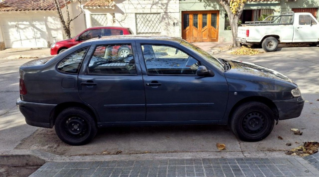 Volkswagen Polo Usado en Mendoza, deRuedas