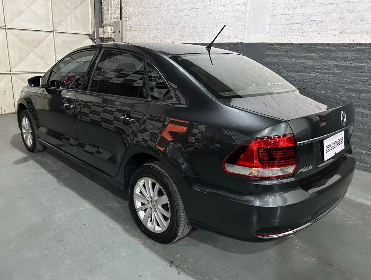 Volkswagen Polo Usado en San Juan, deRuedas