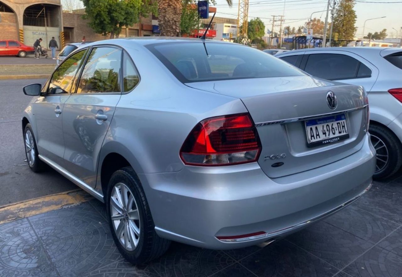 Volkswagen Polo Usado en Mendoza, deRuedas