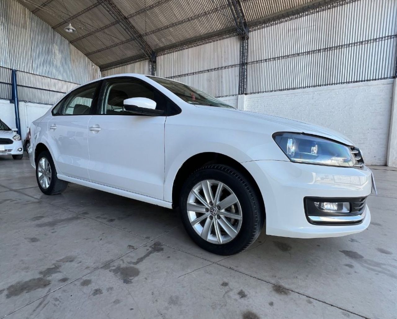 Volkswagen Polo Usado Financiado en Mendoza, deRuedas