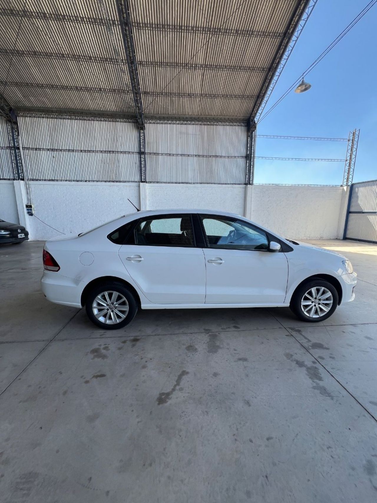 Volkswagen Polo Usado Financiado en Mendoza, deRuedas