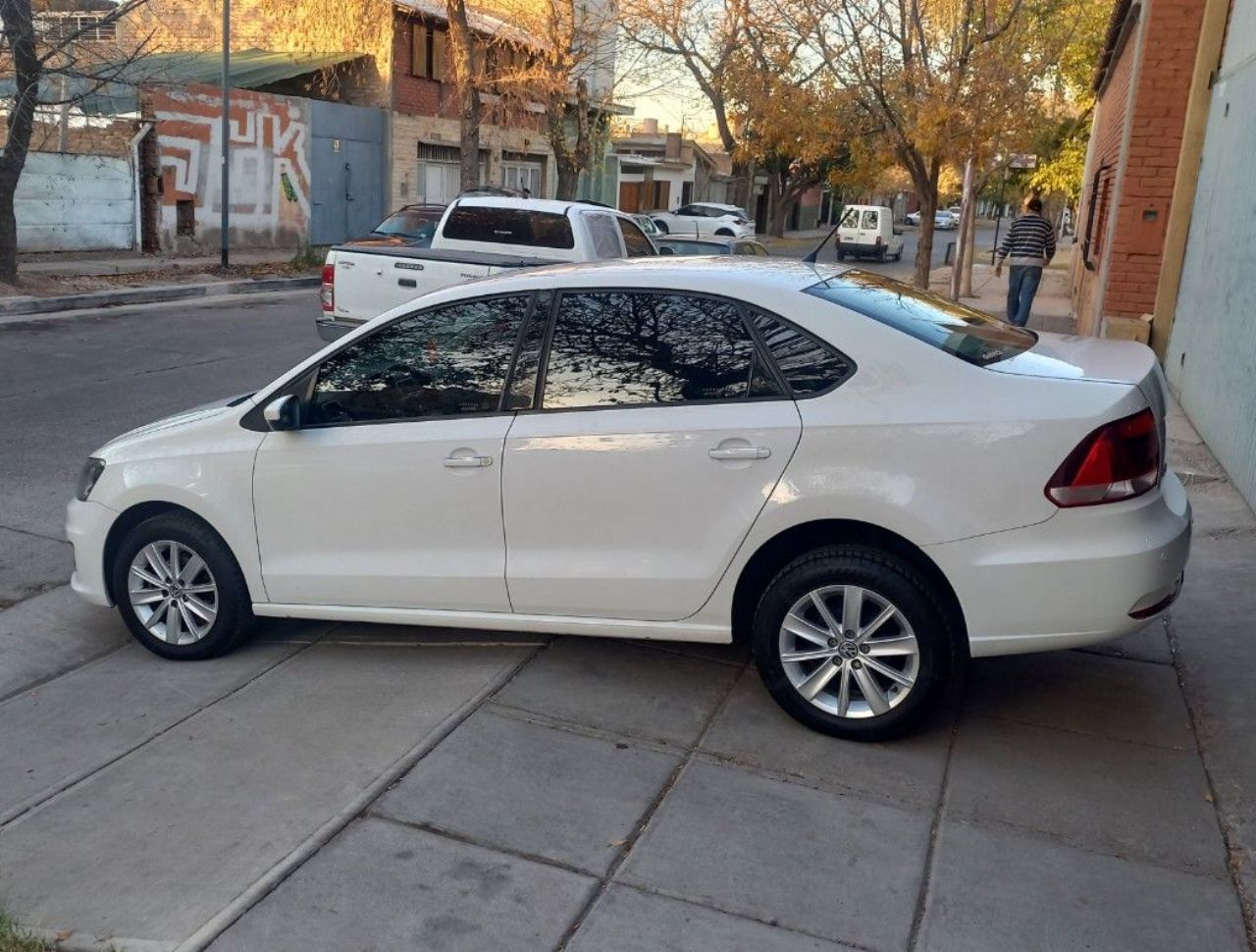 Volkswagen Polo Usado en Mendoza, deRuedas
