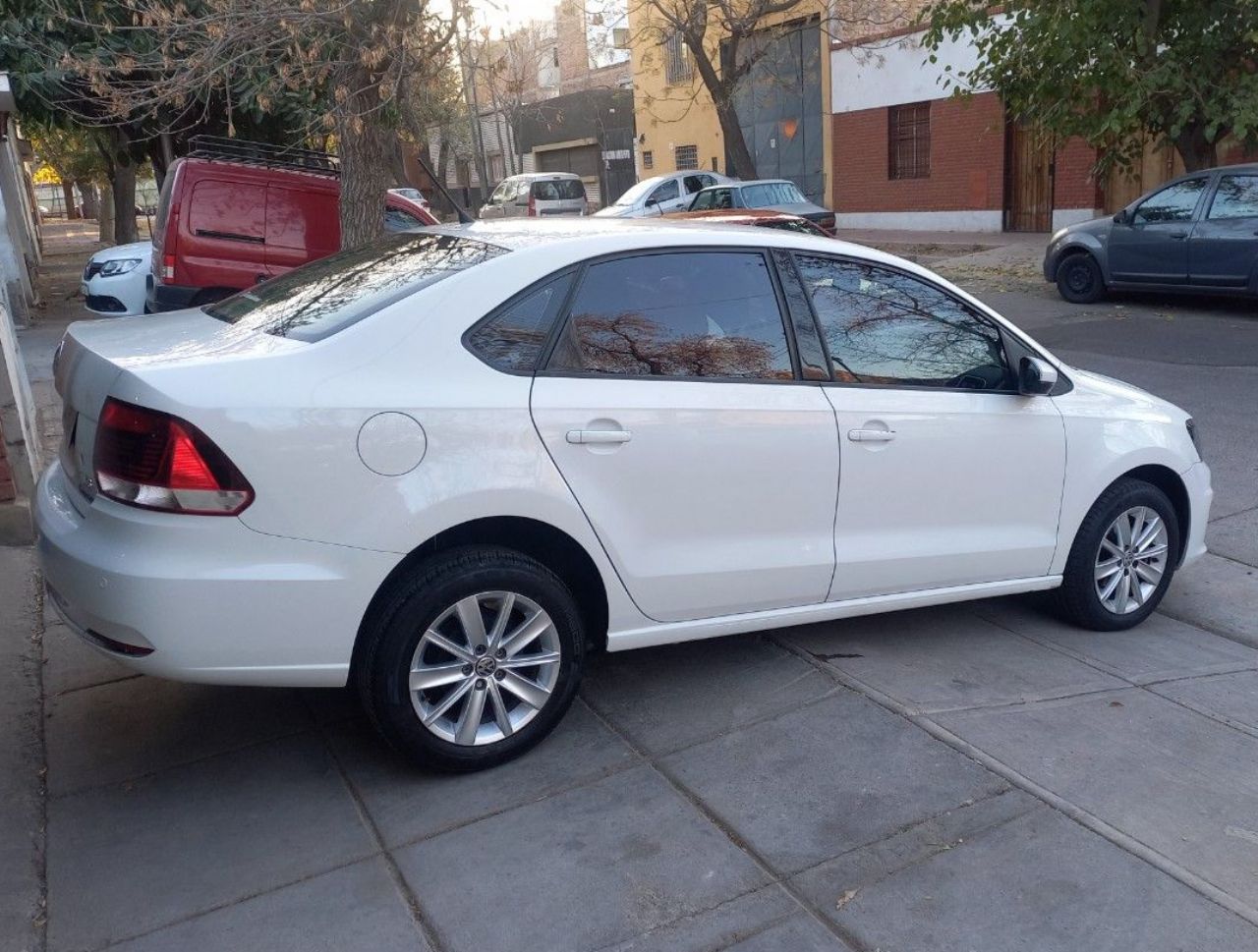 Volkswagen Polo Usado en Mendoza, deRuedas