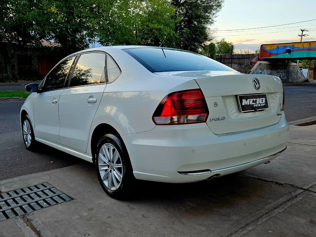 Volkswagen Polo Usado en Mendoza, deRuedas