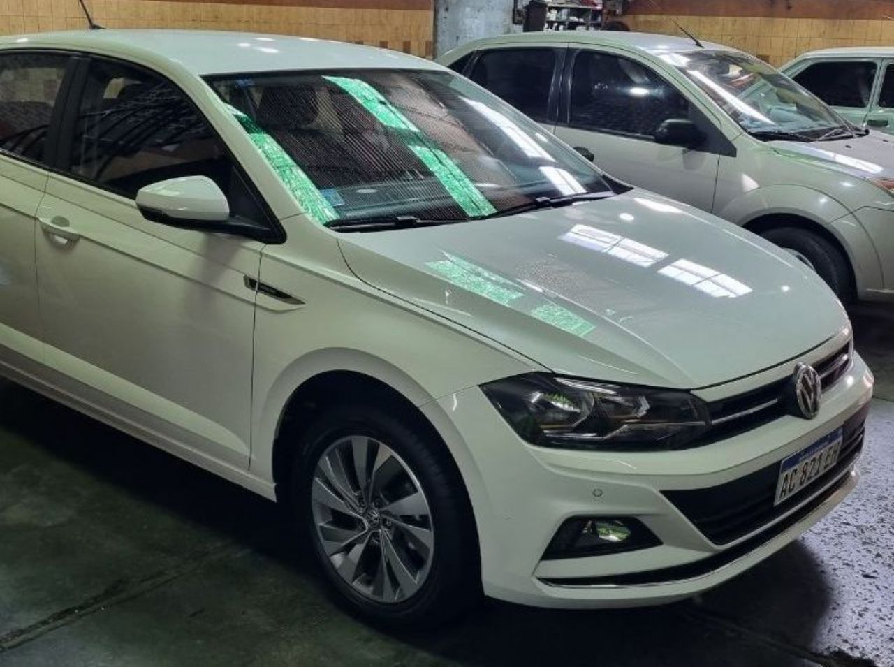 Volkswagen Polo Usado en Mendoza, deRuedas