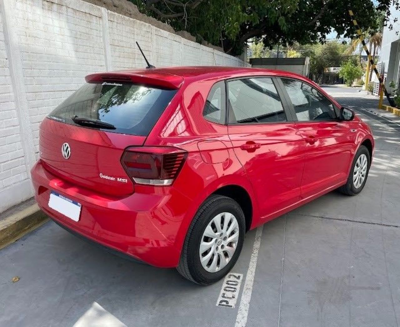 Volkswagen Polo Usado en San Juan, deRuedas