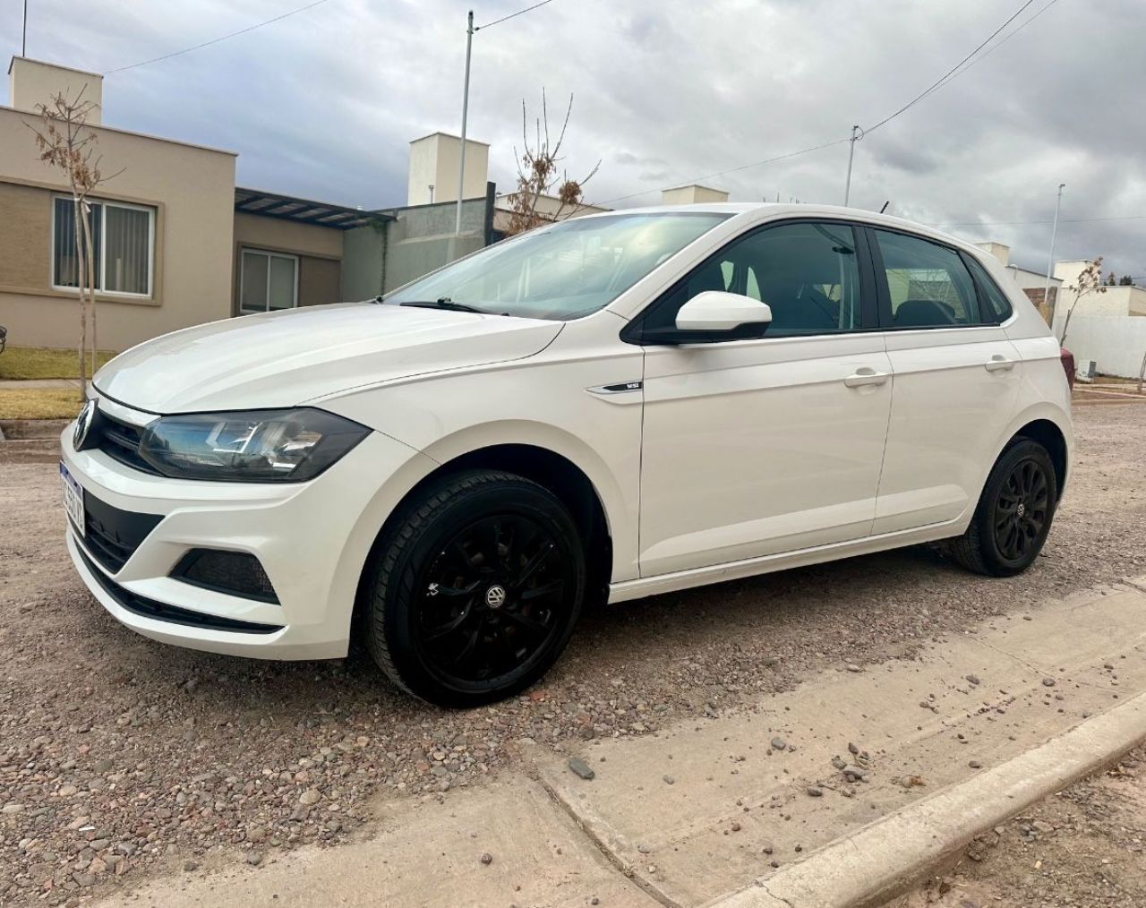 Volkswagen Polo Usado en Mendoza, deRuedas