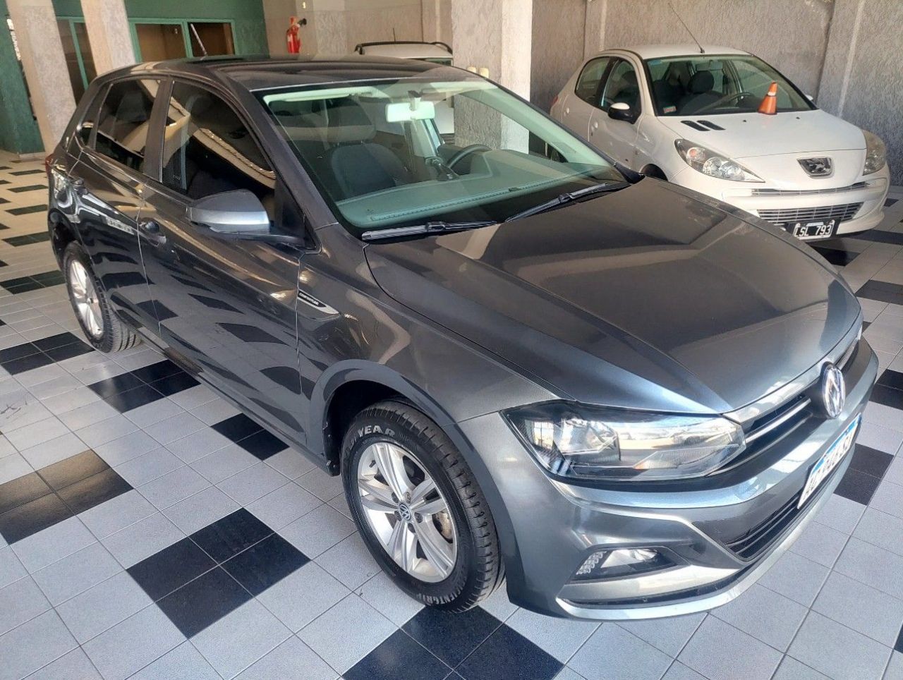 Volkswagen Polo Usado en Mendoza, deRuedas