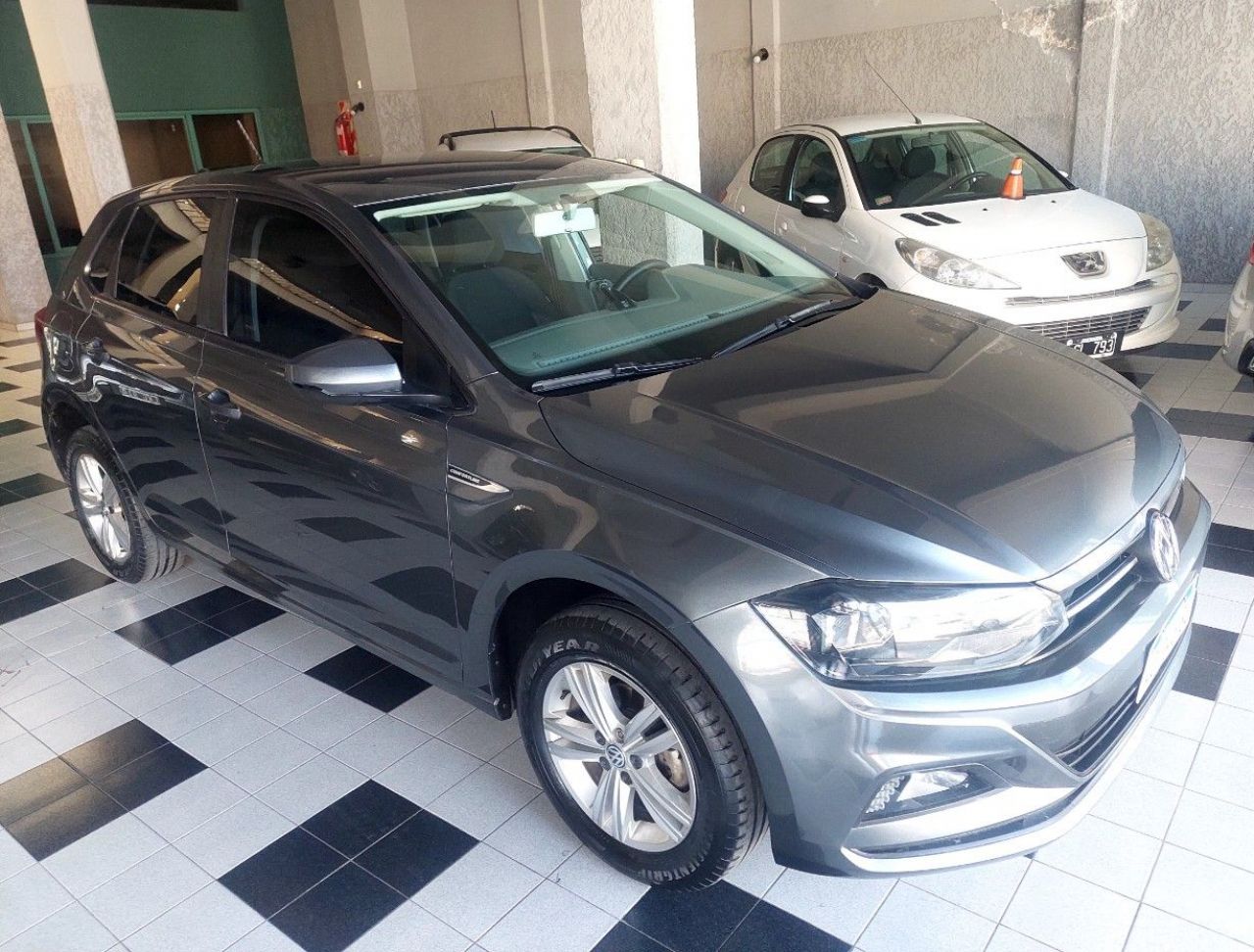 Volkswagen Polo Usado en Mendoza, deRuedas