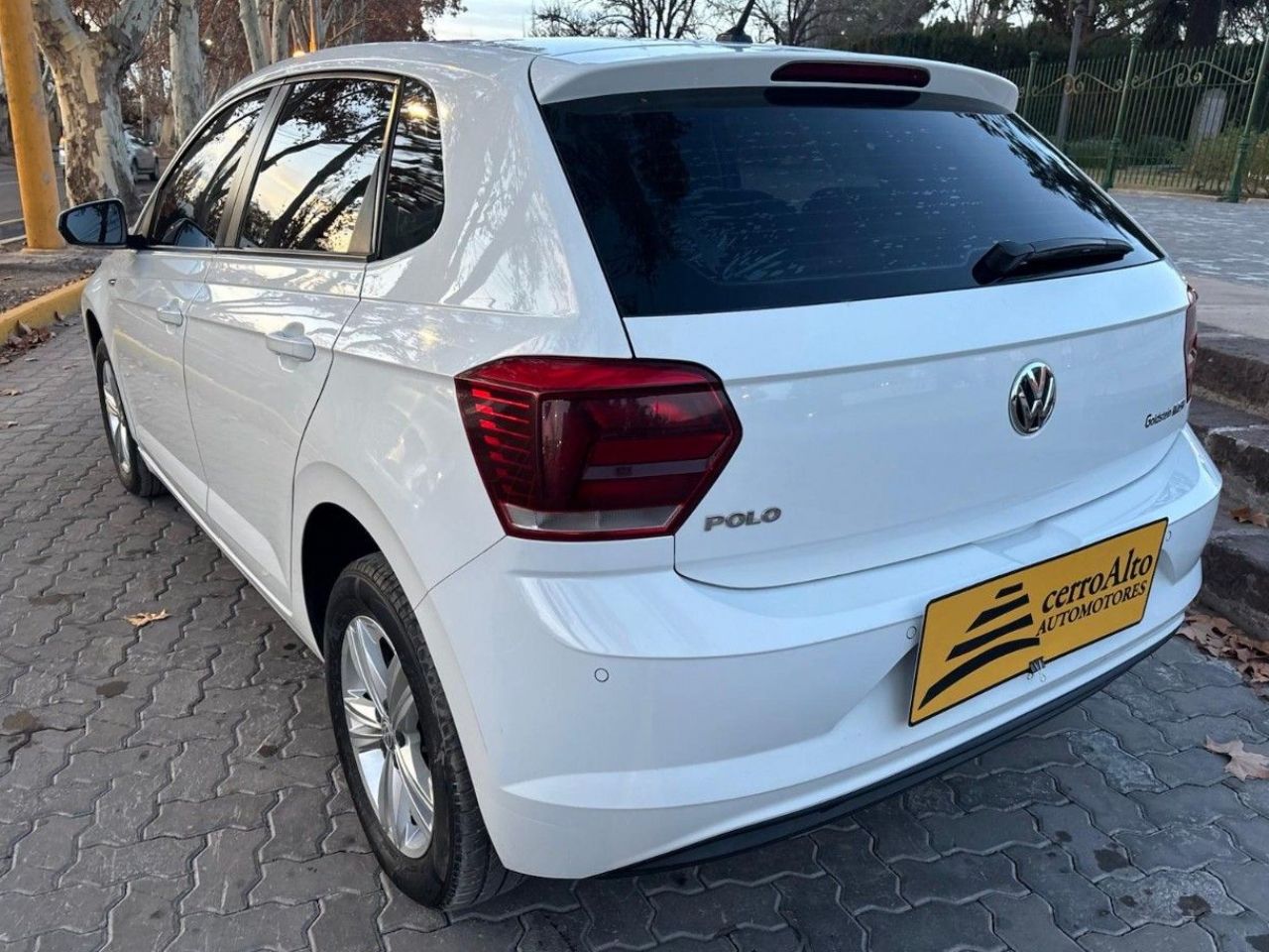 Volkswagen Polo Usado en Mendoza, deRuedas