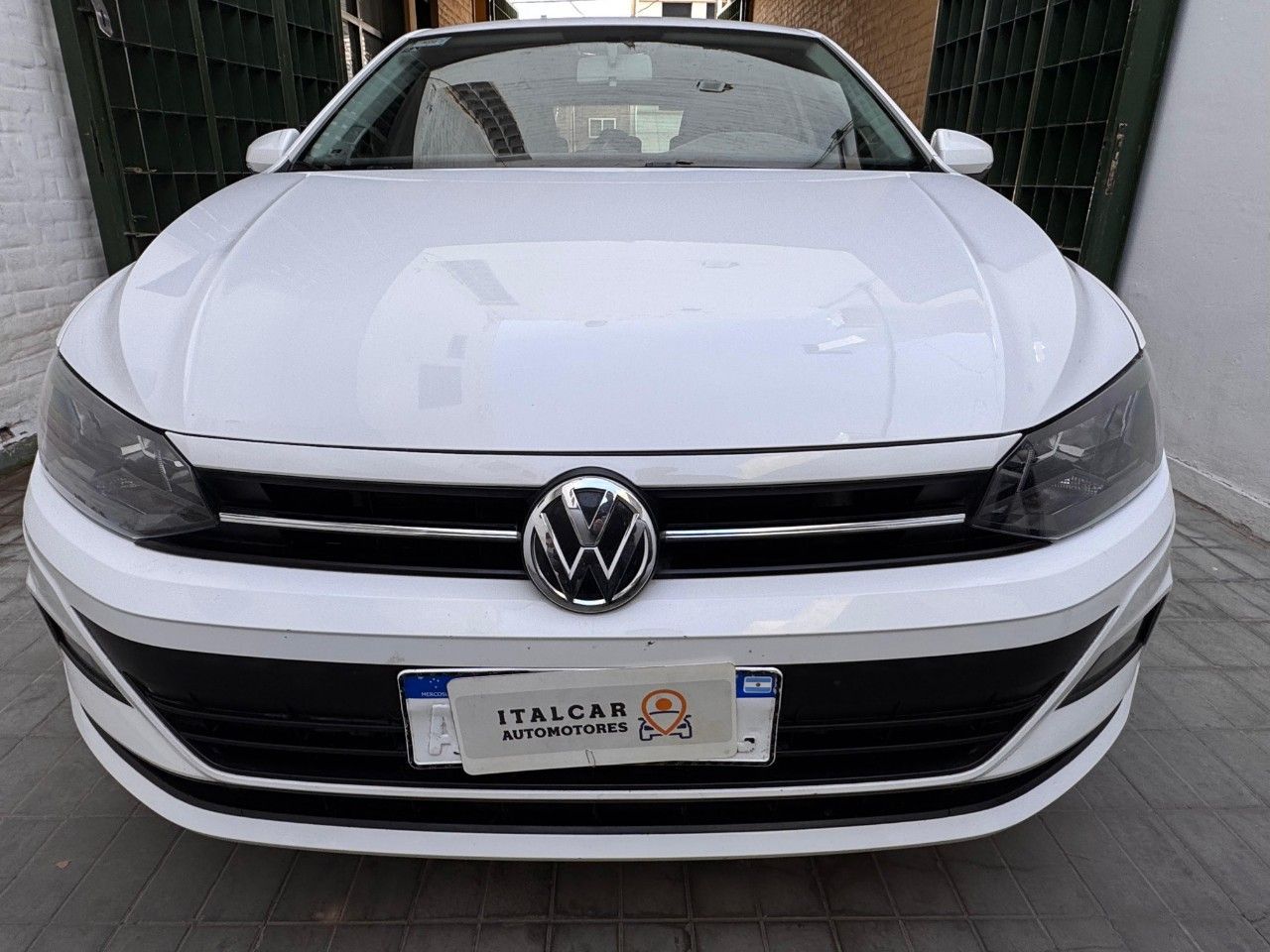 Volkswagen Polo Usado Financiado en Mendoza, deRuedas