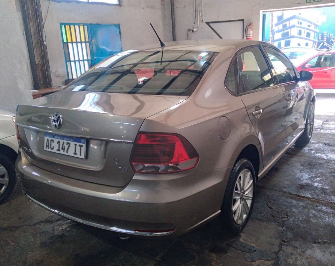 Volkswagen Polo Usado Financiado en Mendoza, deRuedas