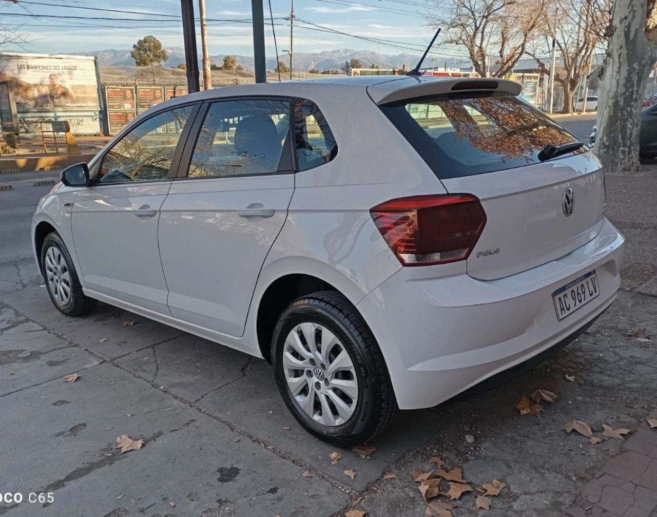 Volkswagen Polo Usado Financiado en Mendoza, deRuedas