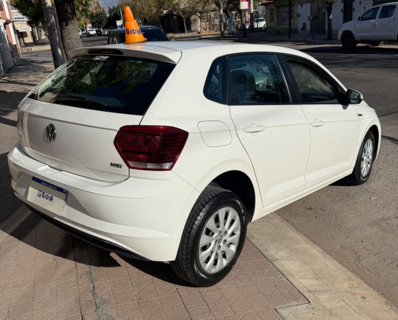 Volkswagen Polo Usado Financiado en Mendoza, deRuedas