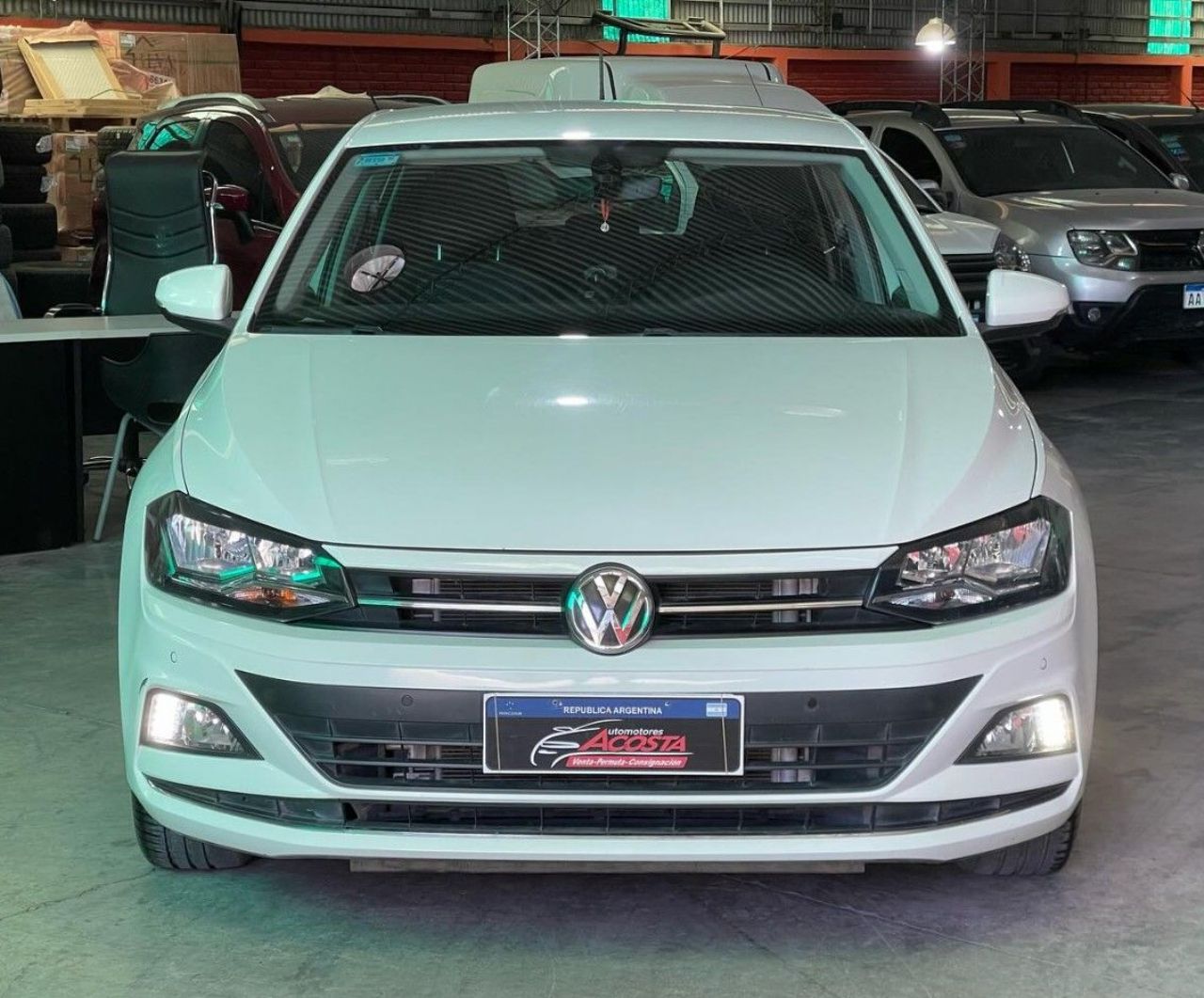 Volkswagen Polo Usado en San Juan, deRuedas