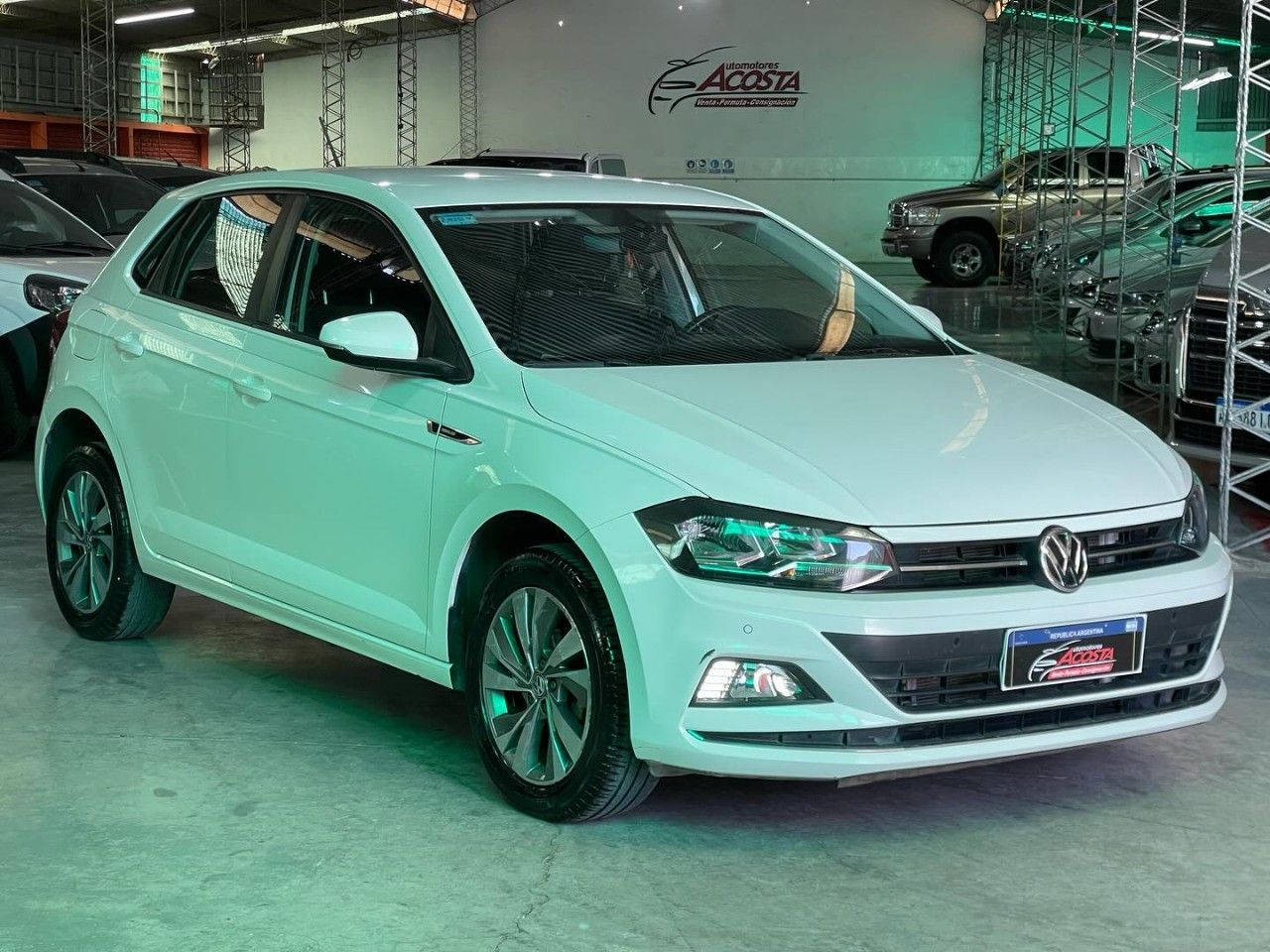 Volkswagen Polo Usado en San Juan, deRuedas