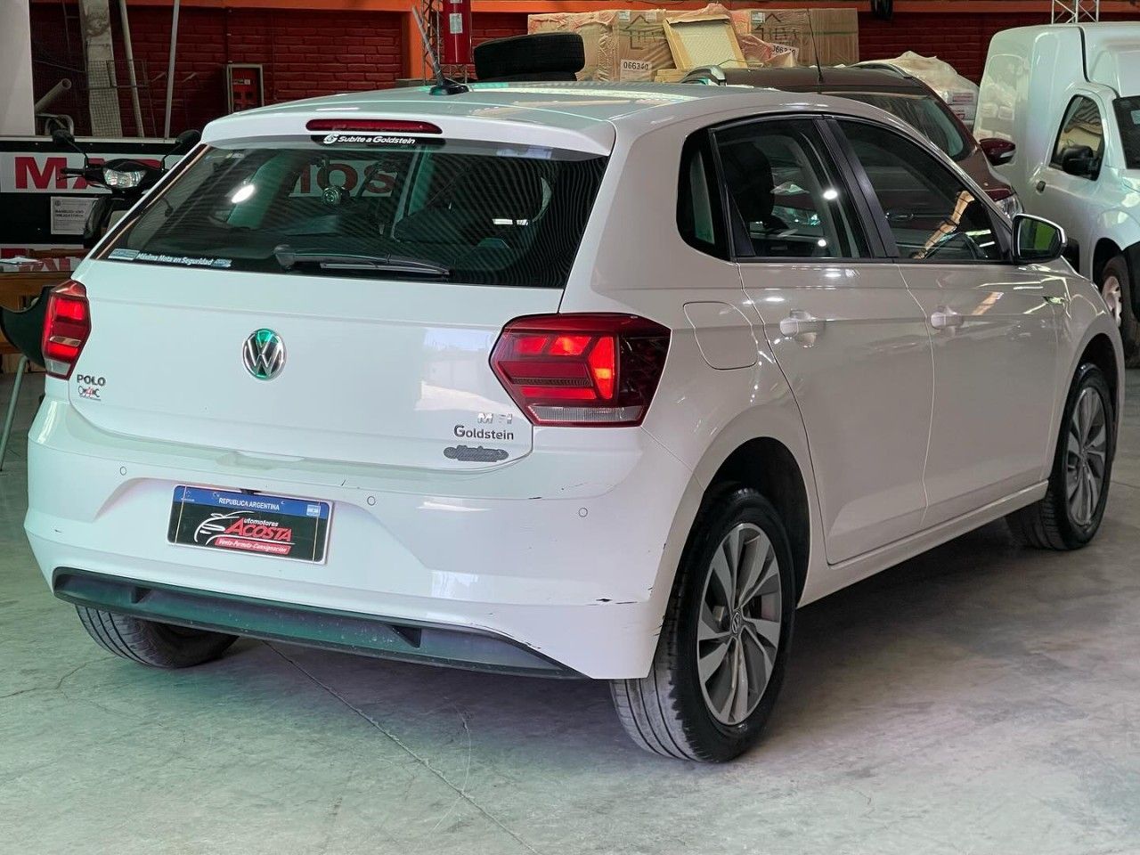 Volkswagen Polo Usado en San Juan, deRuedas