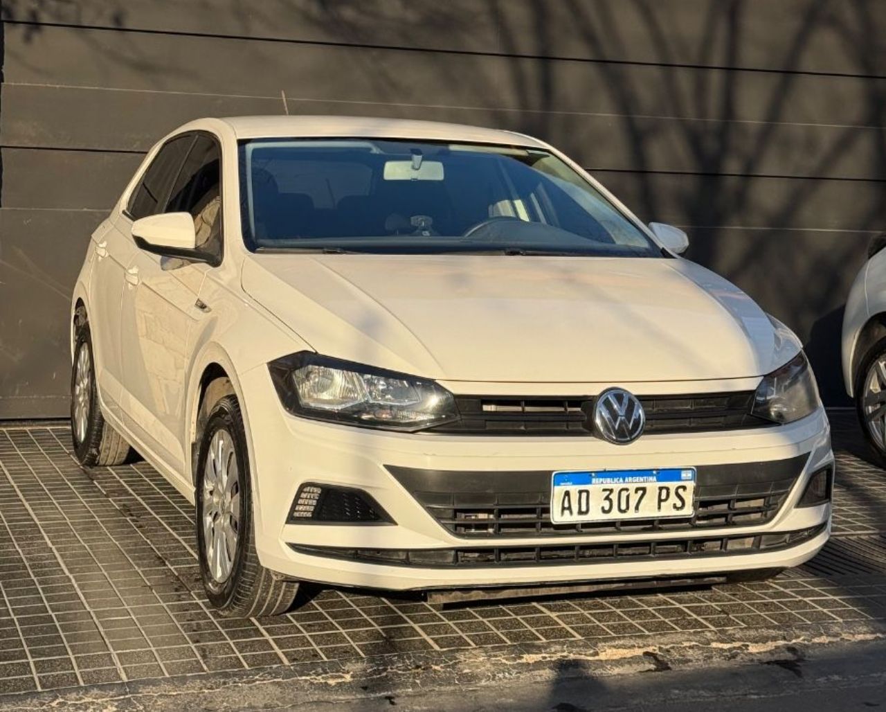 Volkswagen Polo Usado en Mendoza, deRuedas