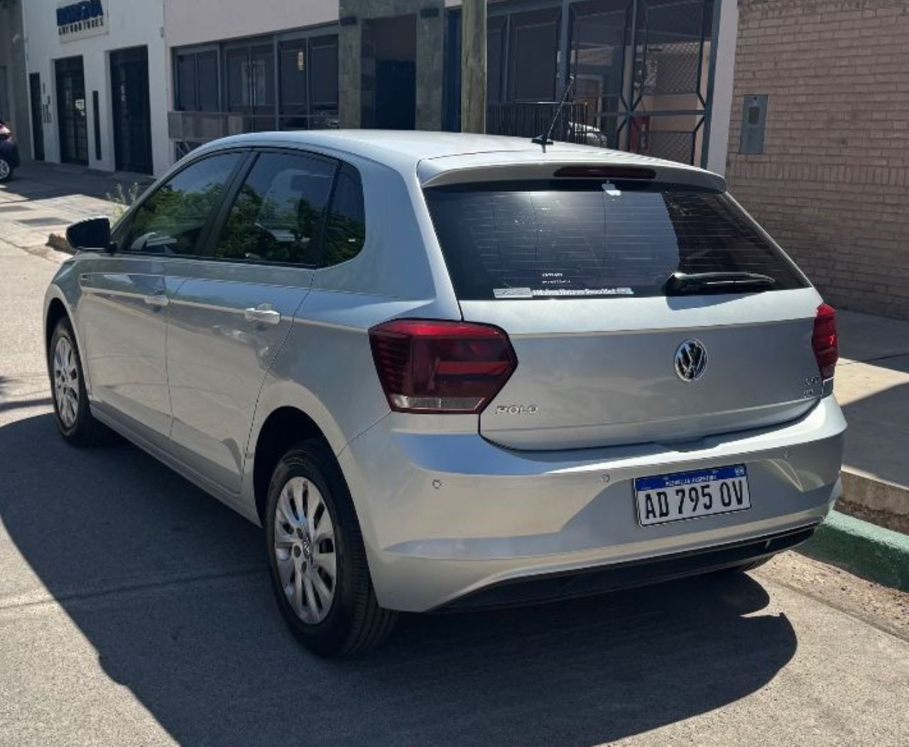 Volkswagen Polo Usado Financiado en Mendoza, deRuedas