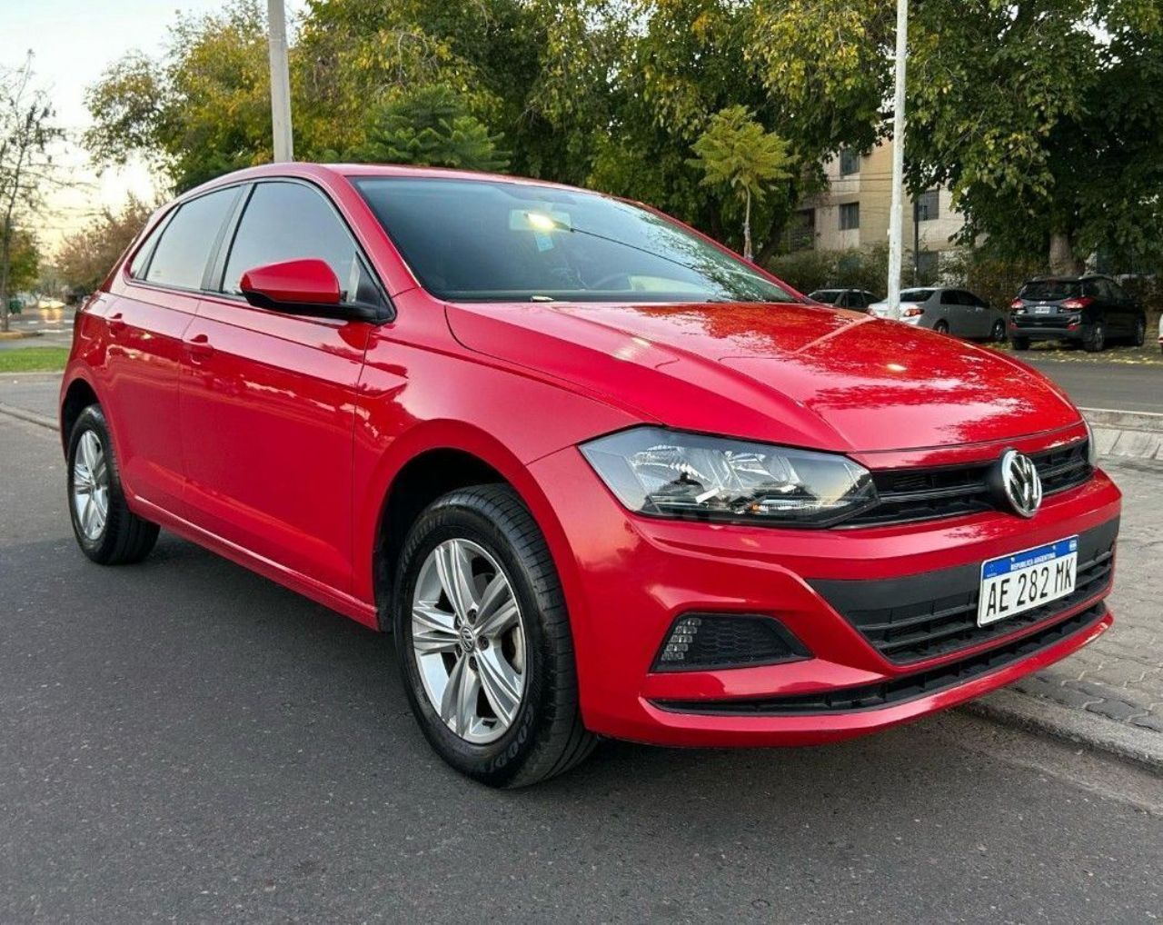 Volkswagen Polo Usado Financiado en Mendoza, deRuedas