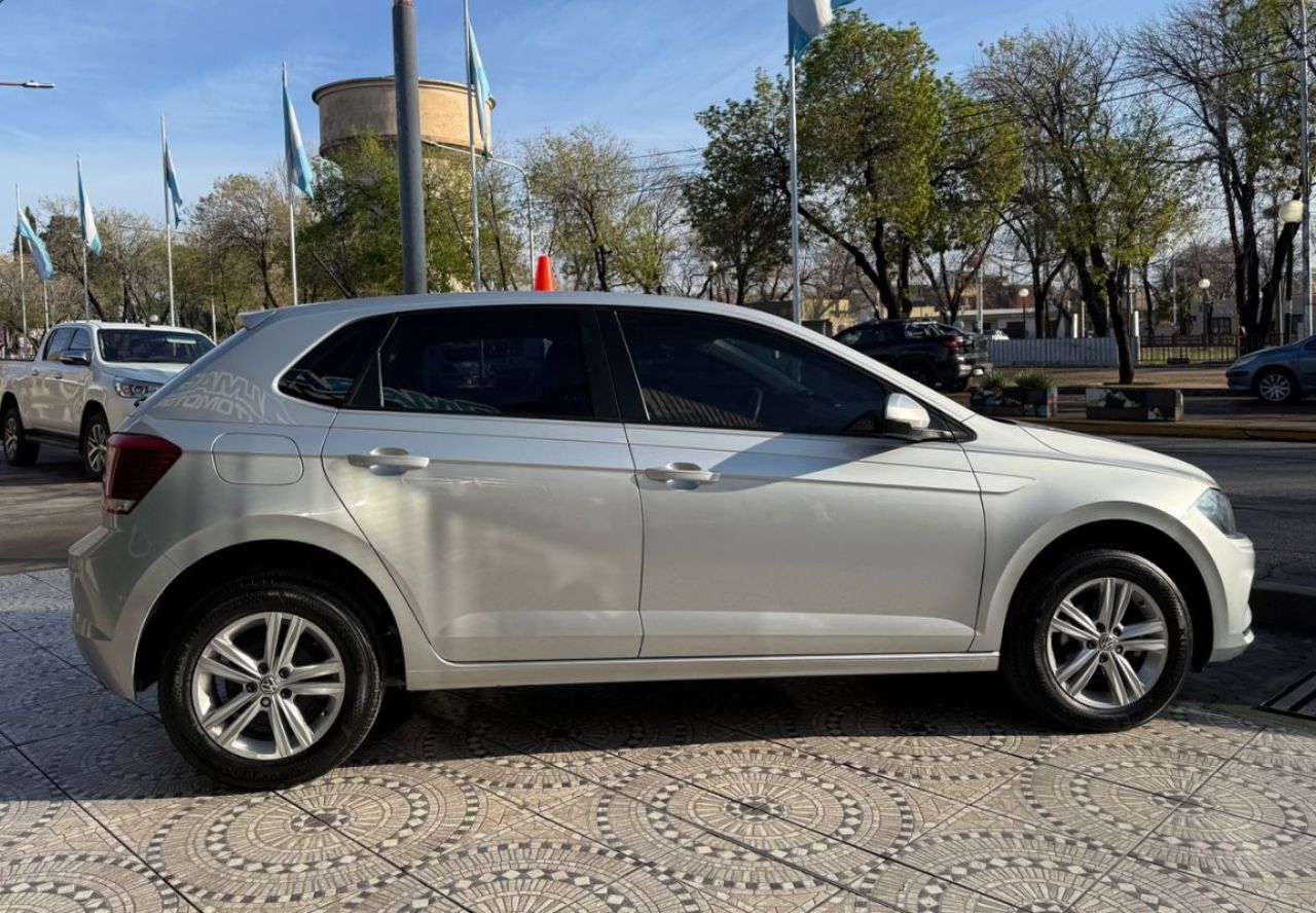 Volkswagen Polo Usado Financiado en Mendoza, deRuedas