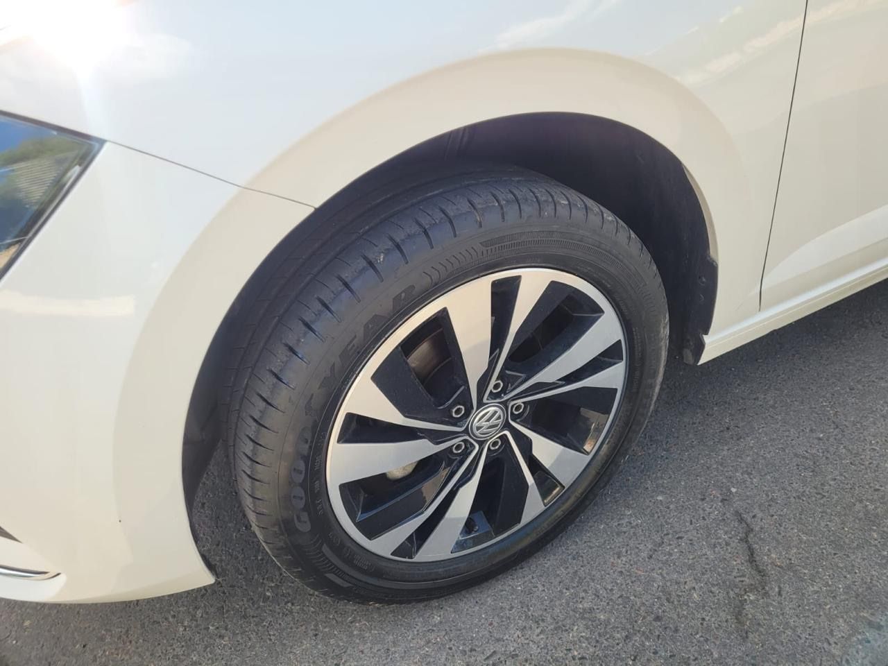 Volkswagen Polo Usado en Mendoza, deRuedas