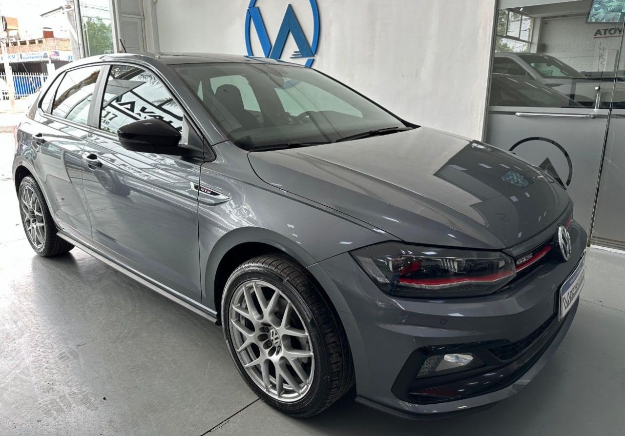 Volkswagen Polo Usado en San Juan, deRuedas
