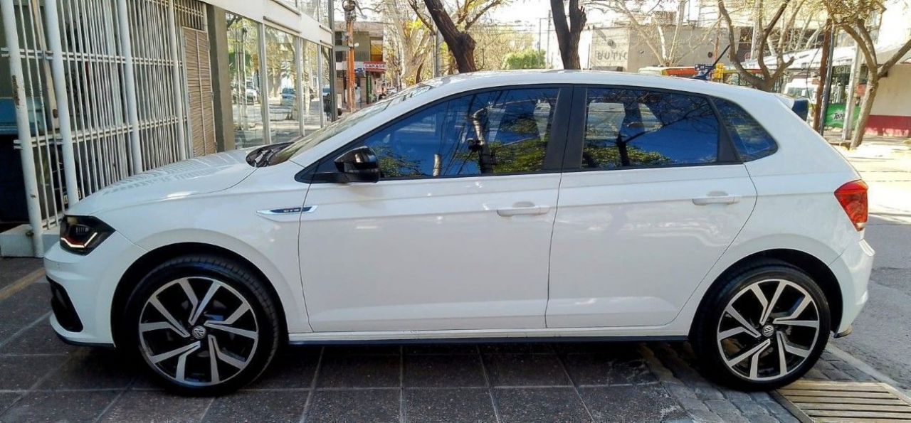 Volkswagen Polo Usado en Mendoza, deRuedas