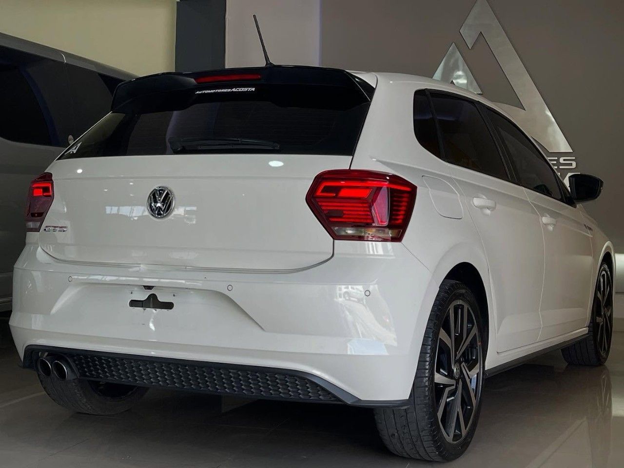 Volkswagen Polo Usado Financiado en San Juan, deRuedas