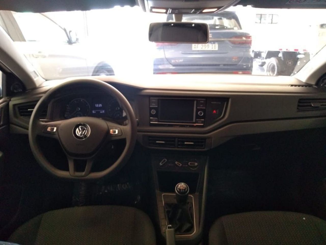 Volkswagen Polo Usado en San Juan, deRuedas