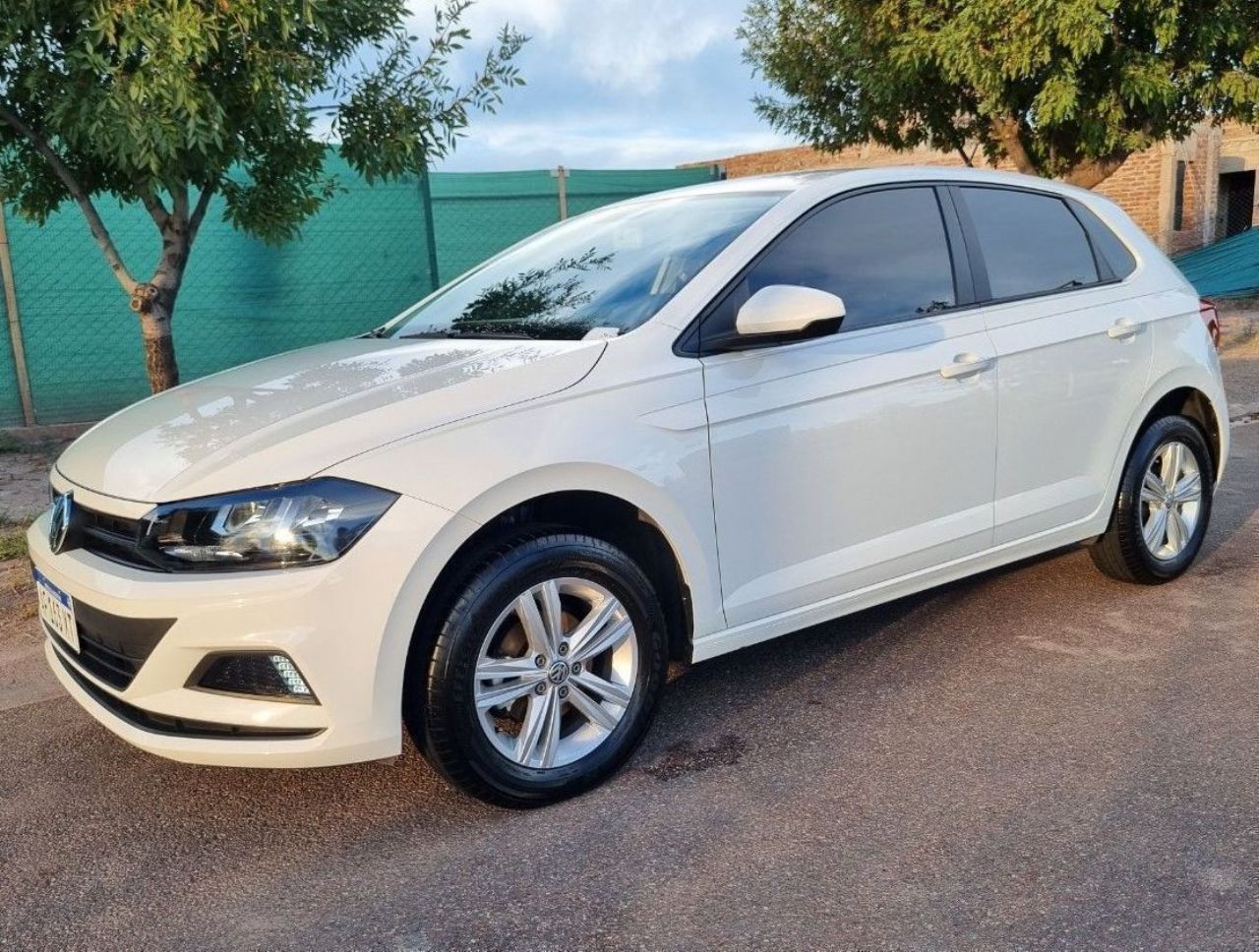 Volkswagen Polo Usado en Mendoza, deRuedas