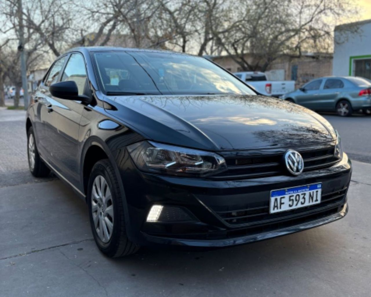 Volkswagen Polo Usado Financiado en Mendoza, deRuedas
