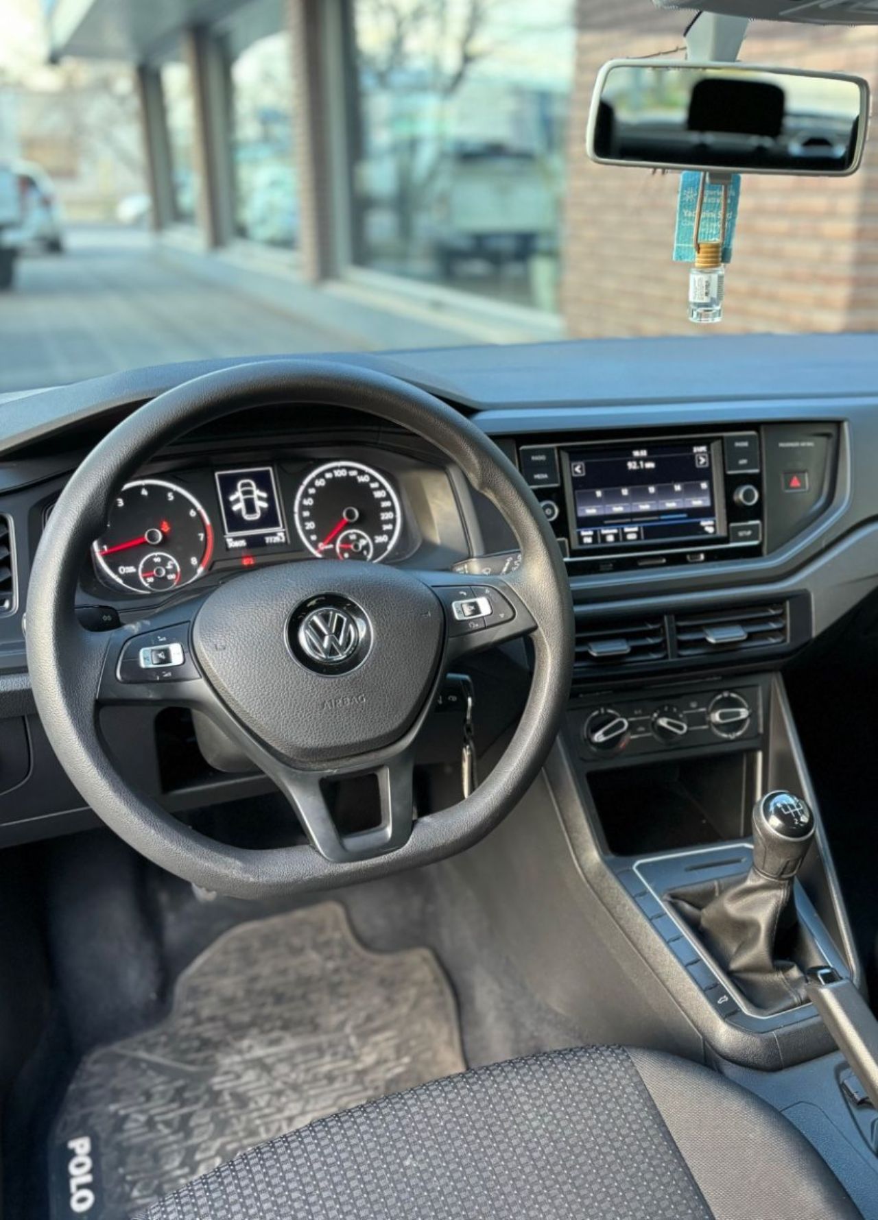 Volkswagen Polo Usado Financiado en Mendoza, deRuedas