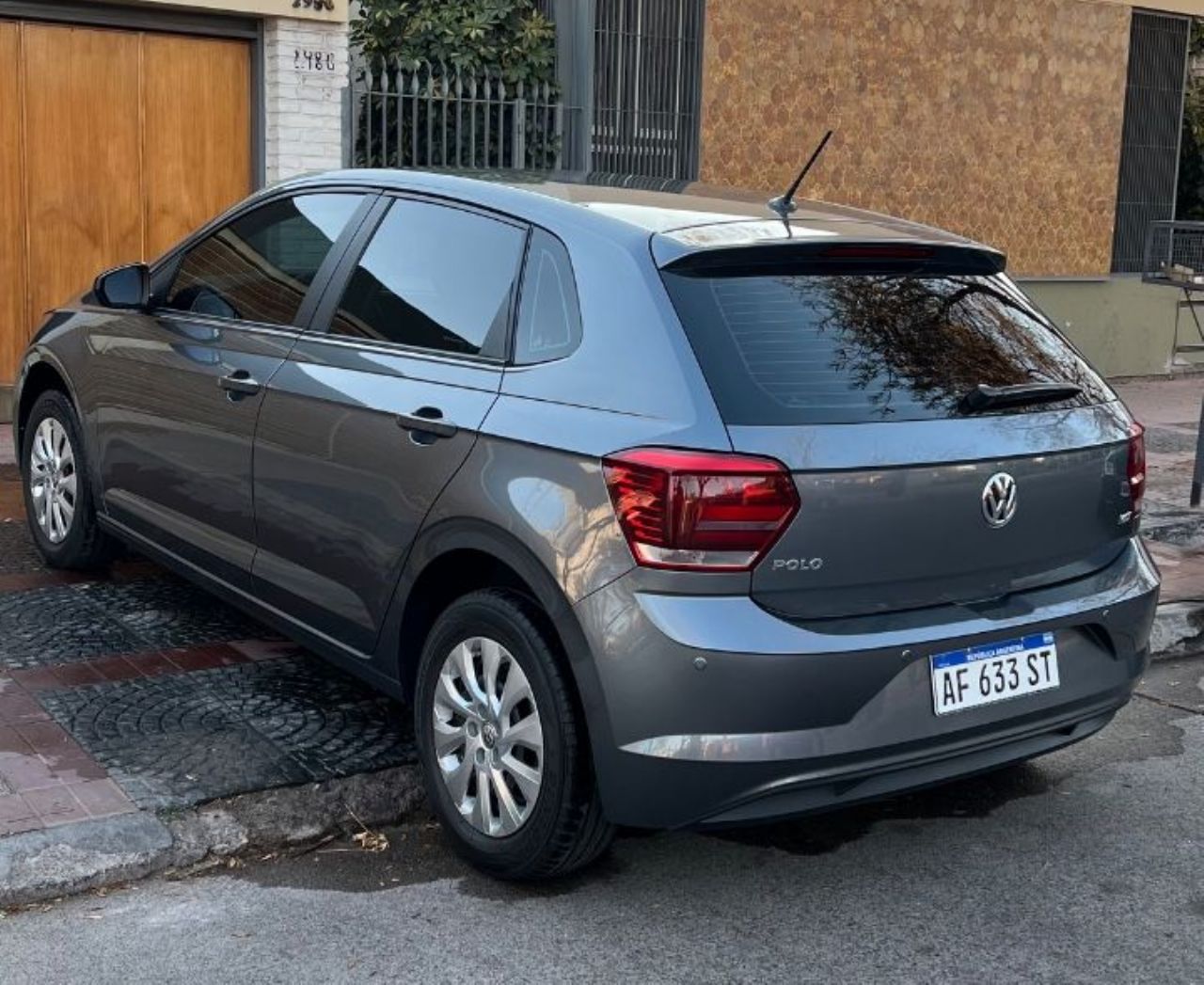 Volkswagen Polo Usado en Mendoza, deRuedas