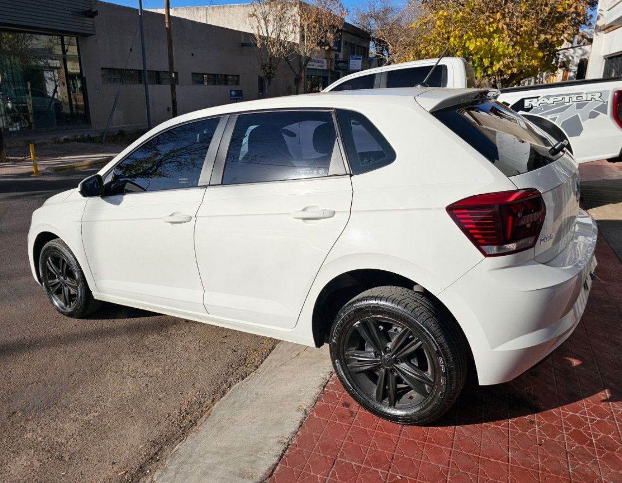 Volkswagen Polo Usado Financiado en Mendoza, deRuedas