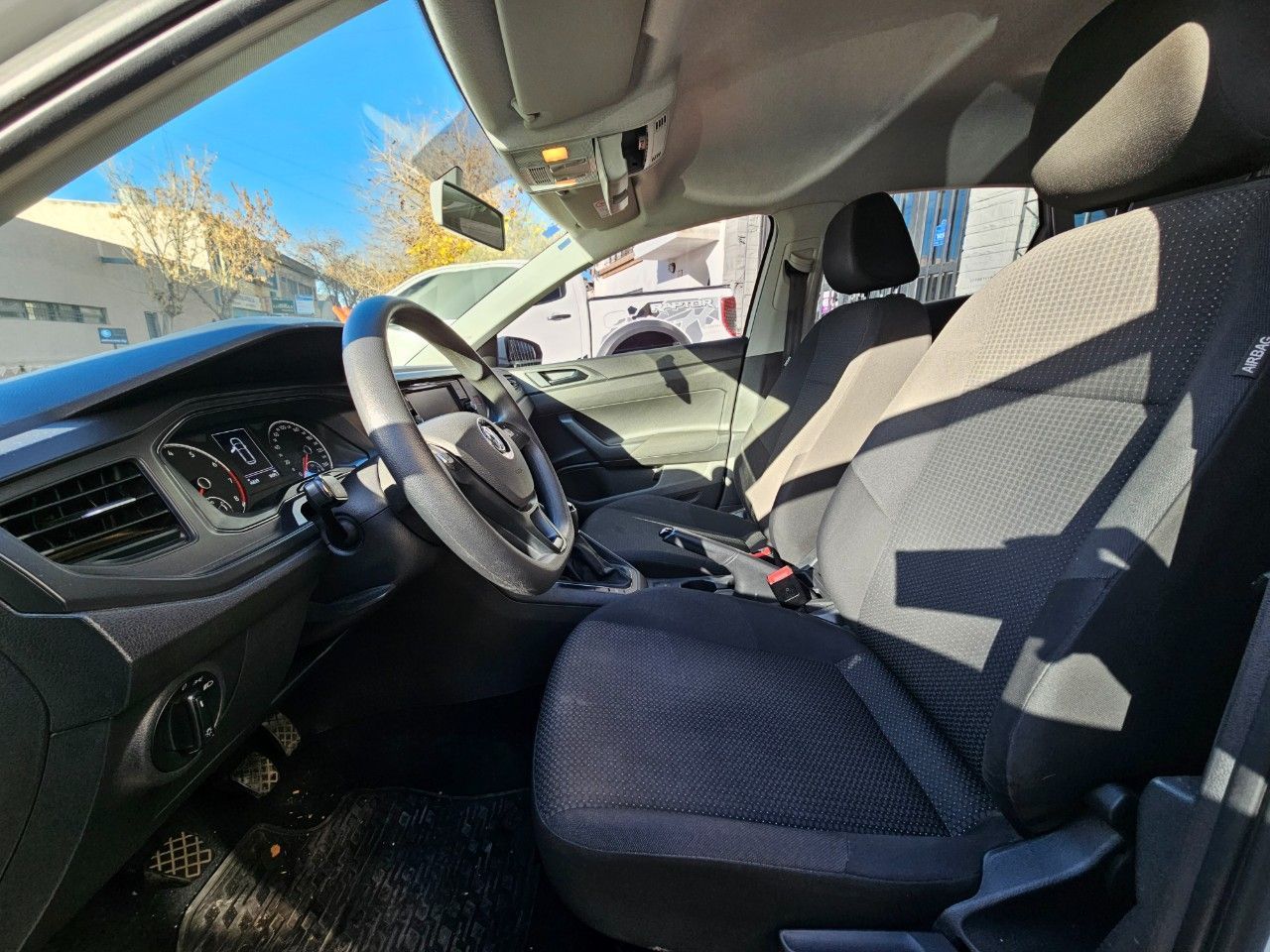 Volkswagen Polo Usado Financiado en Mendoza, deRuedas