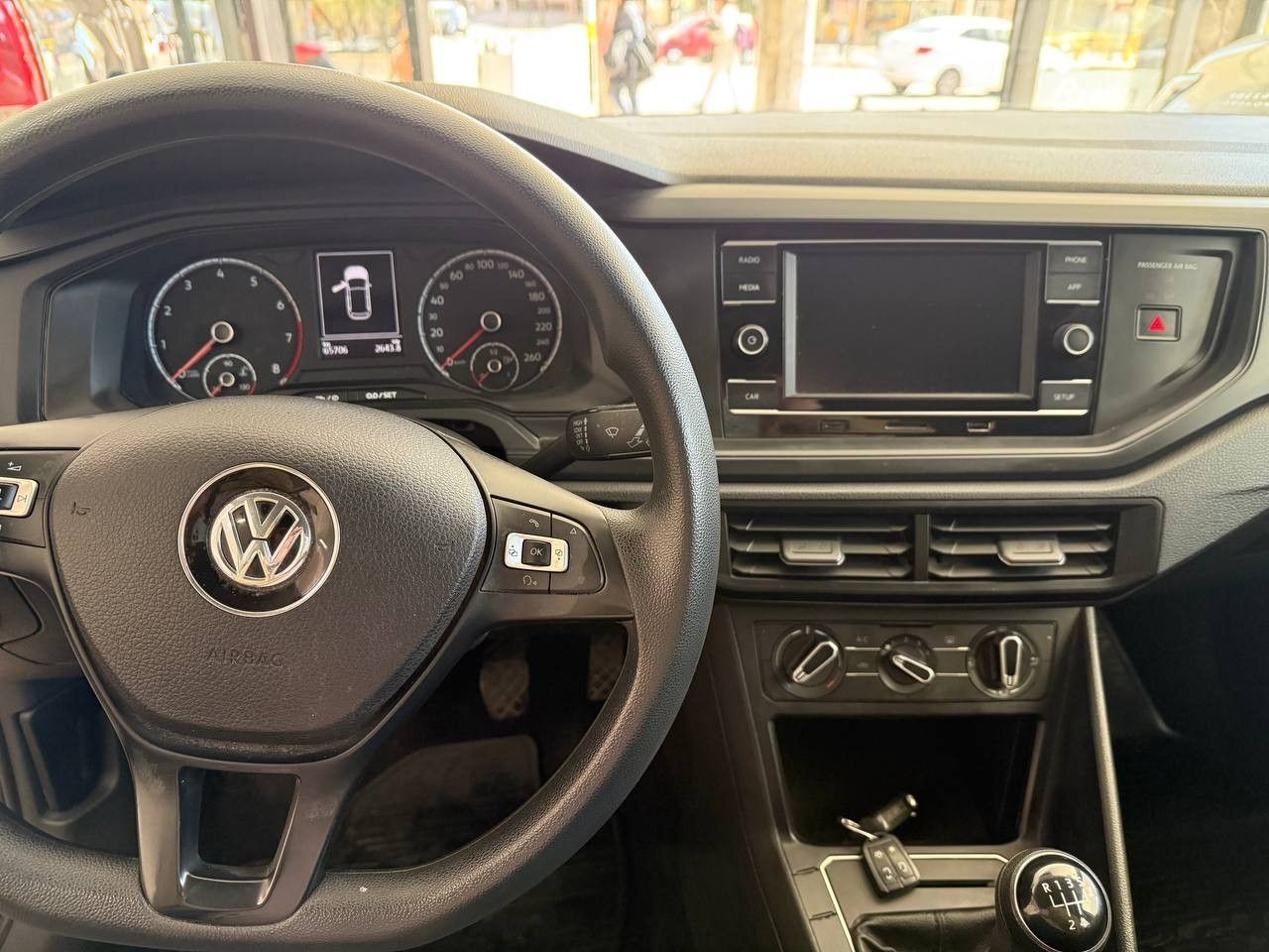Volkswagen Polo Usado Financiado en Mendoza, deRuedas
