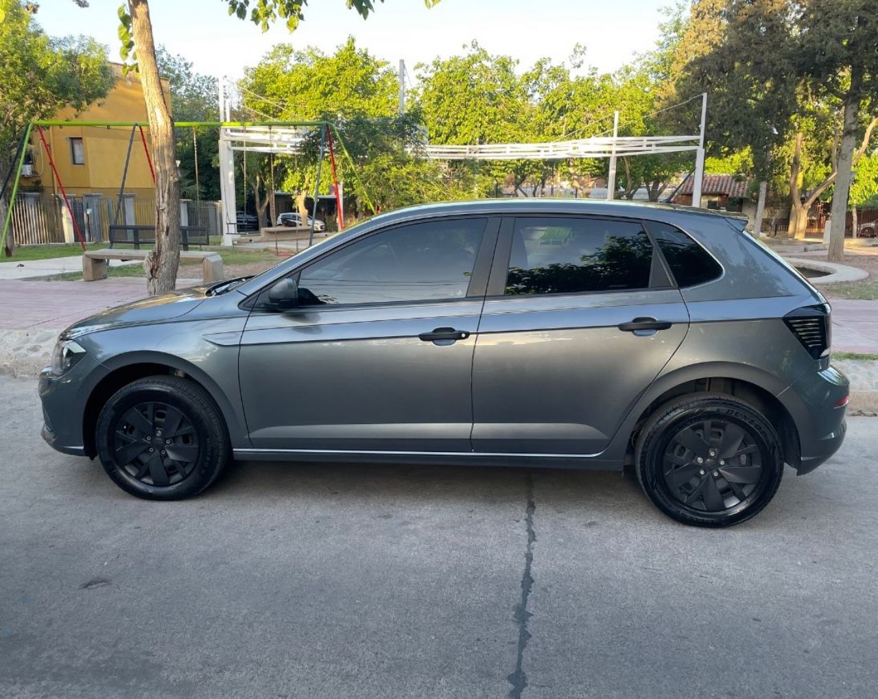 Volkswagen Polo Usado en Mendoza, deRuedas