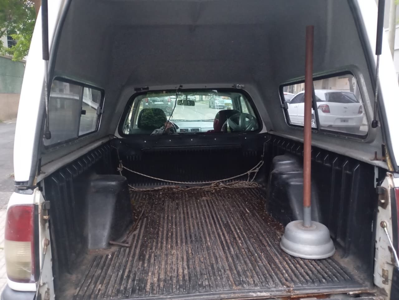 Volkswagen Saveiro Usada en Buenos Aires, deRuedas