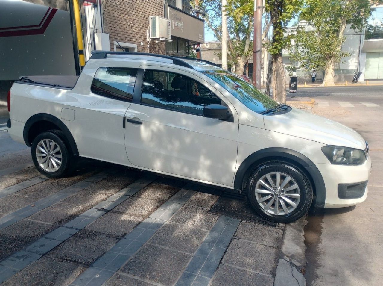 Volkswagen Saveiro Usada Financiado en Mendoza, deRuedas