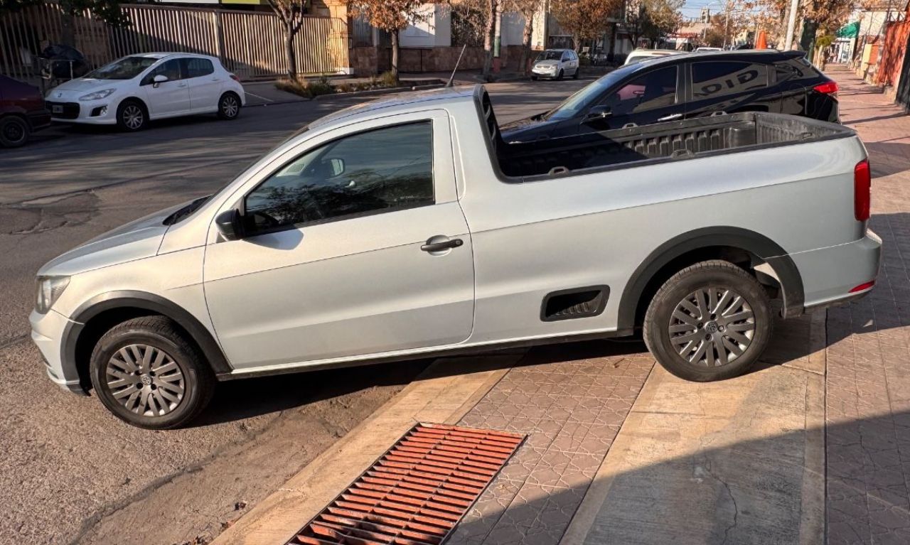 Volkswagen Saveiro Usada Financiado en Mendoza, deRuedas